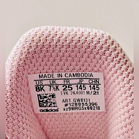 Adidas Ozelia Sneakers - Picture 6 of 6